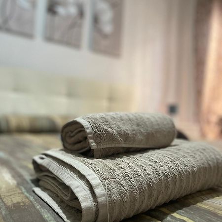 A Due Passi Dal Centro Apartment Ravenna Ngoại thất bức ảnh