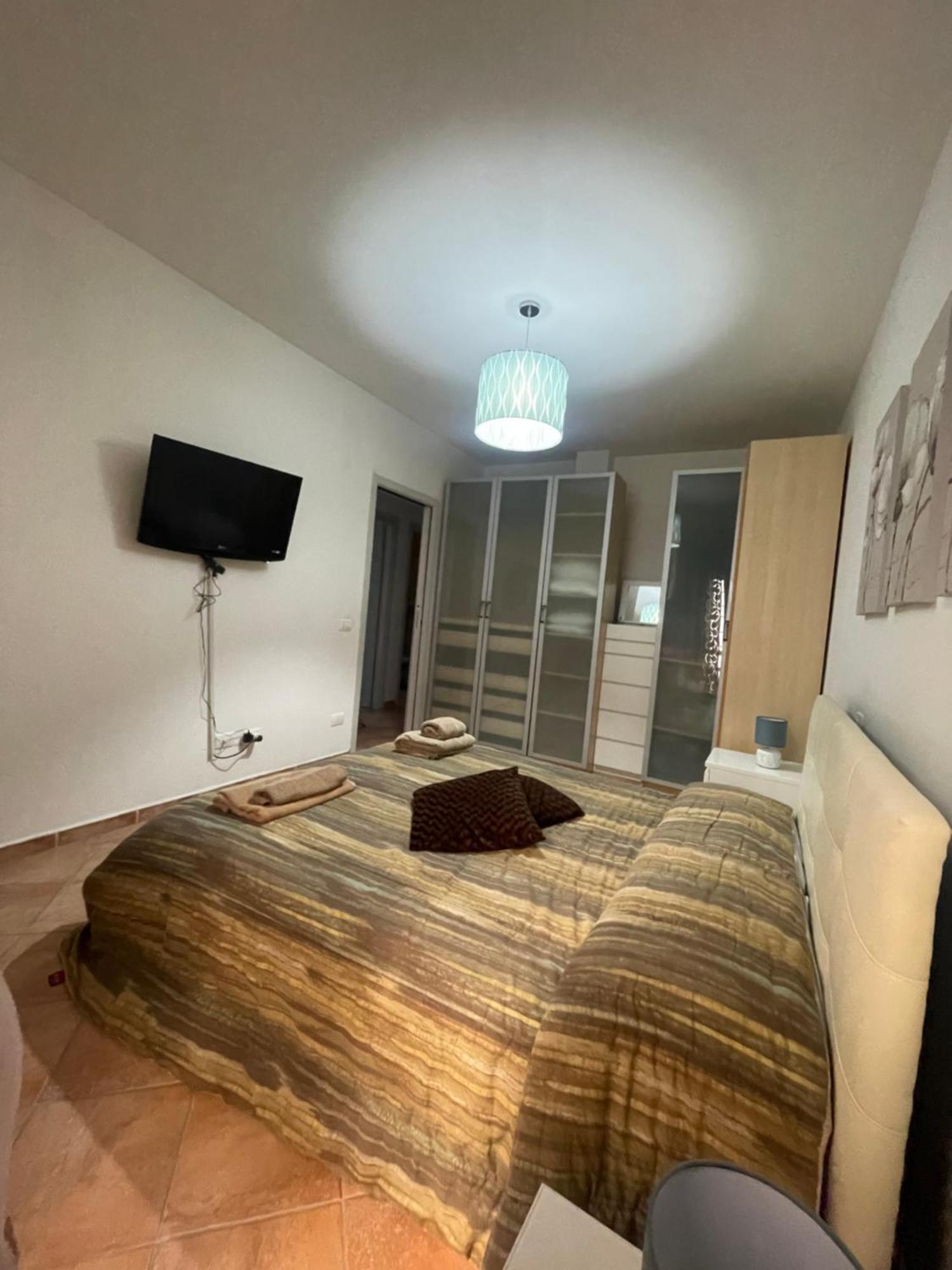 A Due Passi Dal Centro Apartment Ravenna Ngoại thất bức ảnh